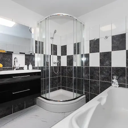 Apartamento Luxury Sea View John With Pool & Jacuzzi *