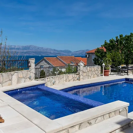 Luxury Sea View John With Pool & Jacuzzi سوتيفان