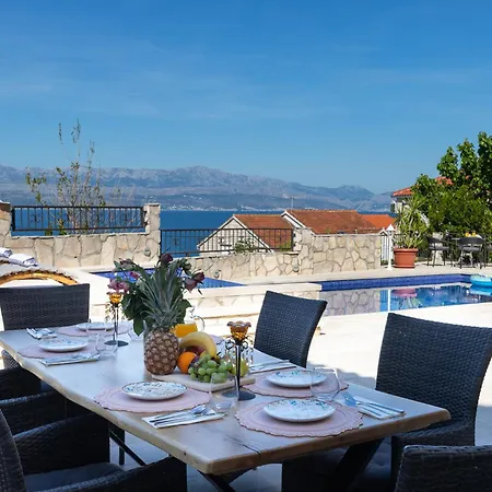 Апартаменти Luxury Sea View John With Pool & Jacuzzi
