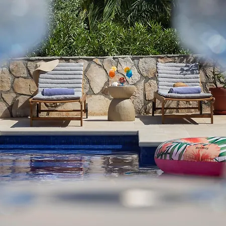 Luxury Sea View John With Pool & Jacuzzi Apartamento