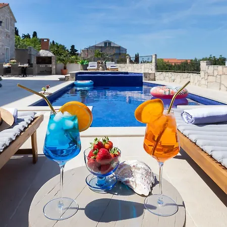 Luxury Sea View John With Pool & Jacuzzi Apartamento
