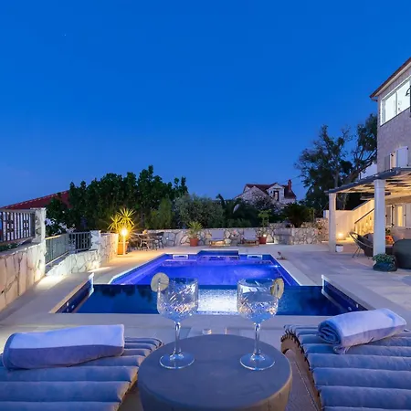 Apartamento Luxury Sea View John With Pool & Jacuzzi *